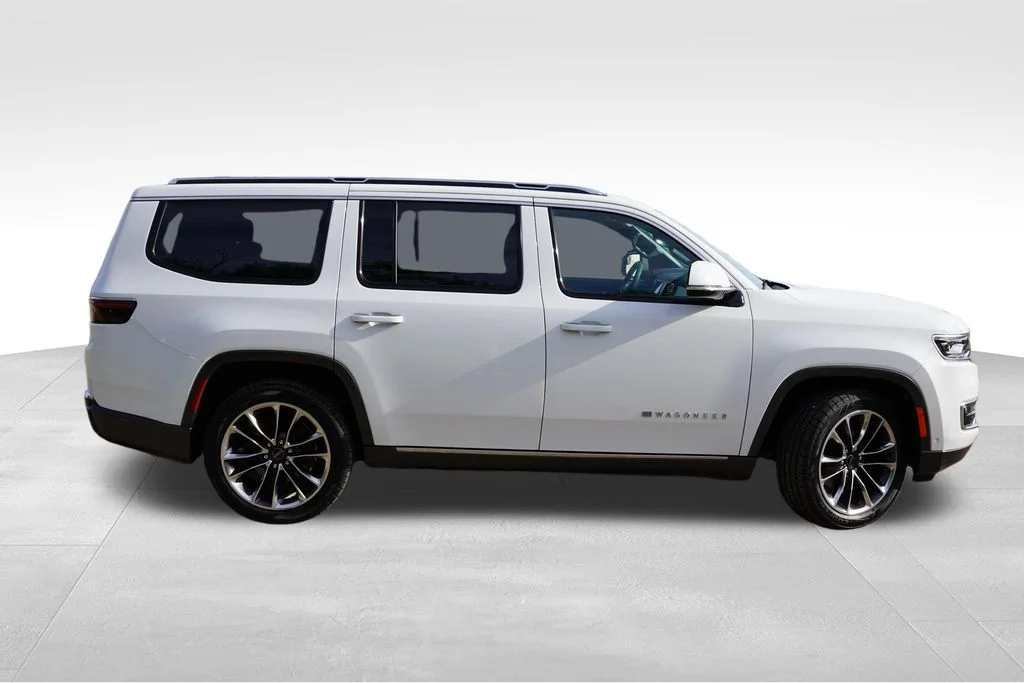 Certified Used 2022 White Jeep Series III image 3