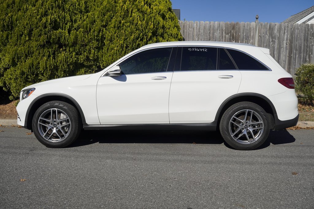 2019 Mercedes Benz GLC 300 photo 4
