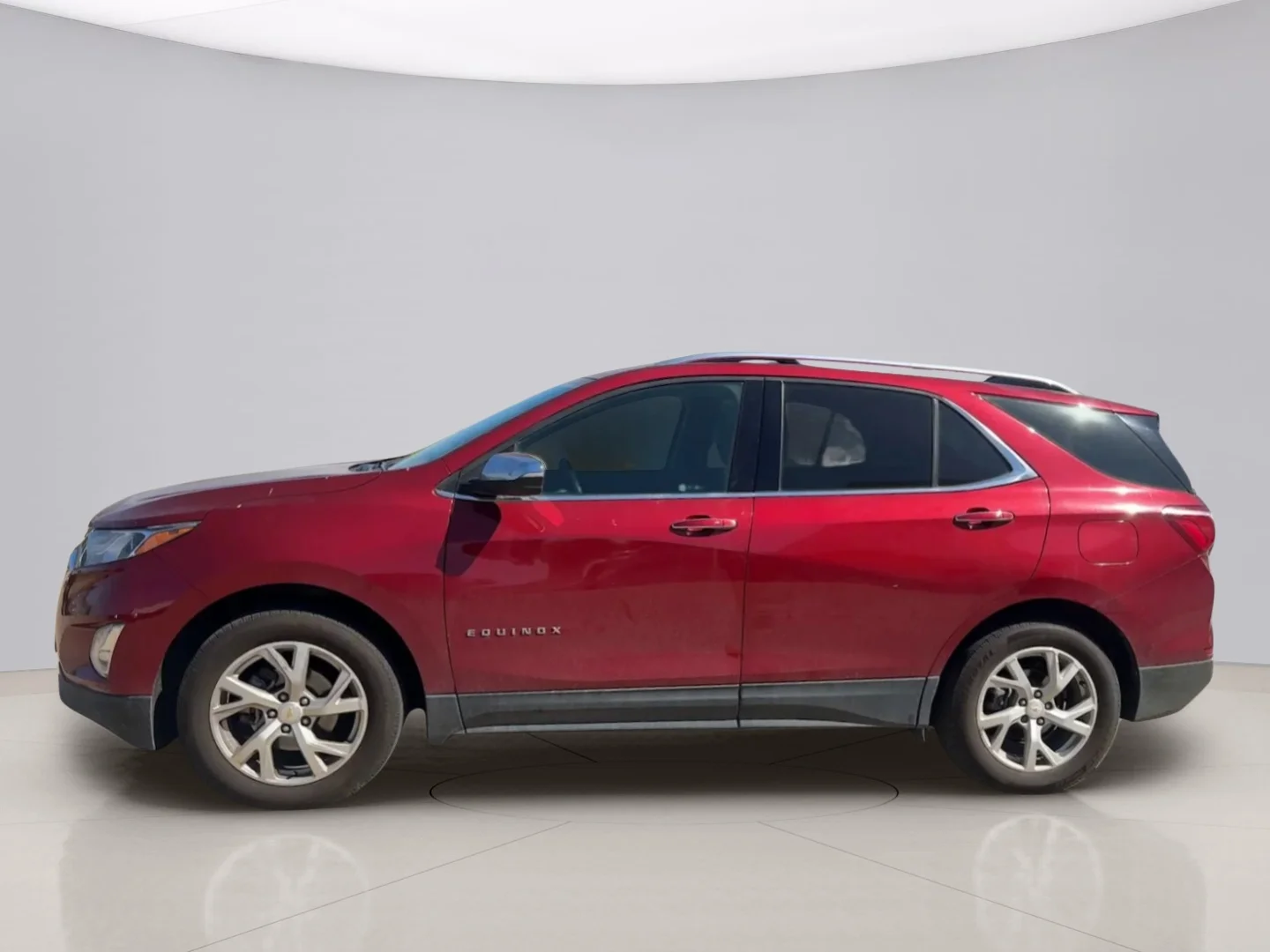 Used 2018 Red Chevrolet PREMIER image 2