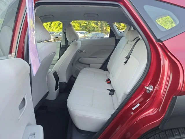 Used 2025 Red Hyundai SE image 21