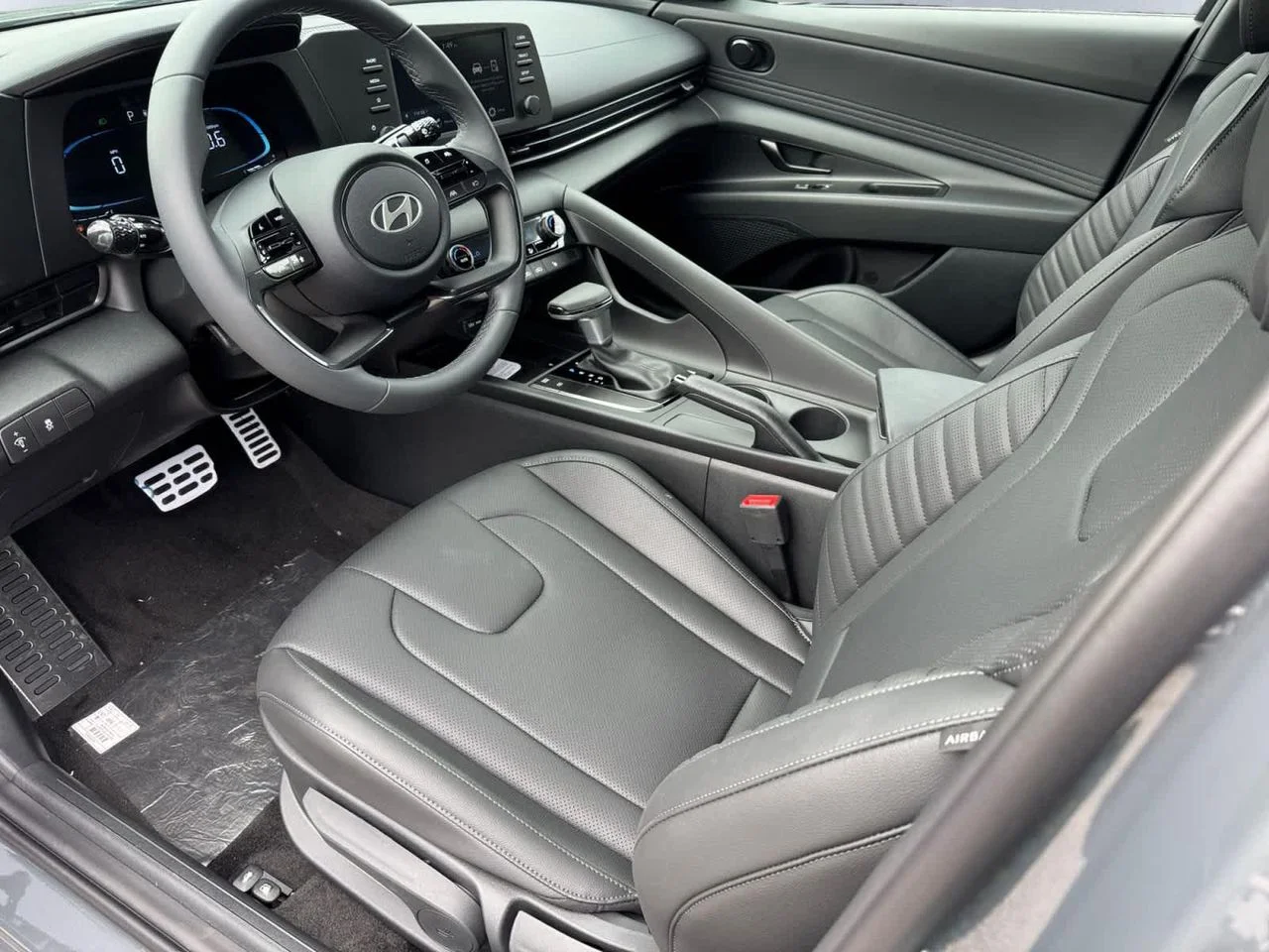 New 2026 Gray Hyundai SEL Sport Plus image 6
