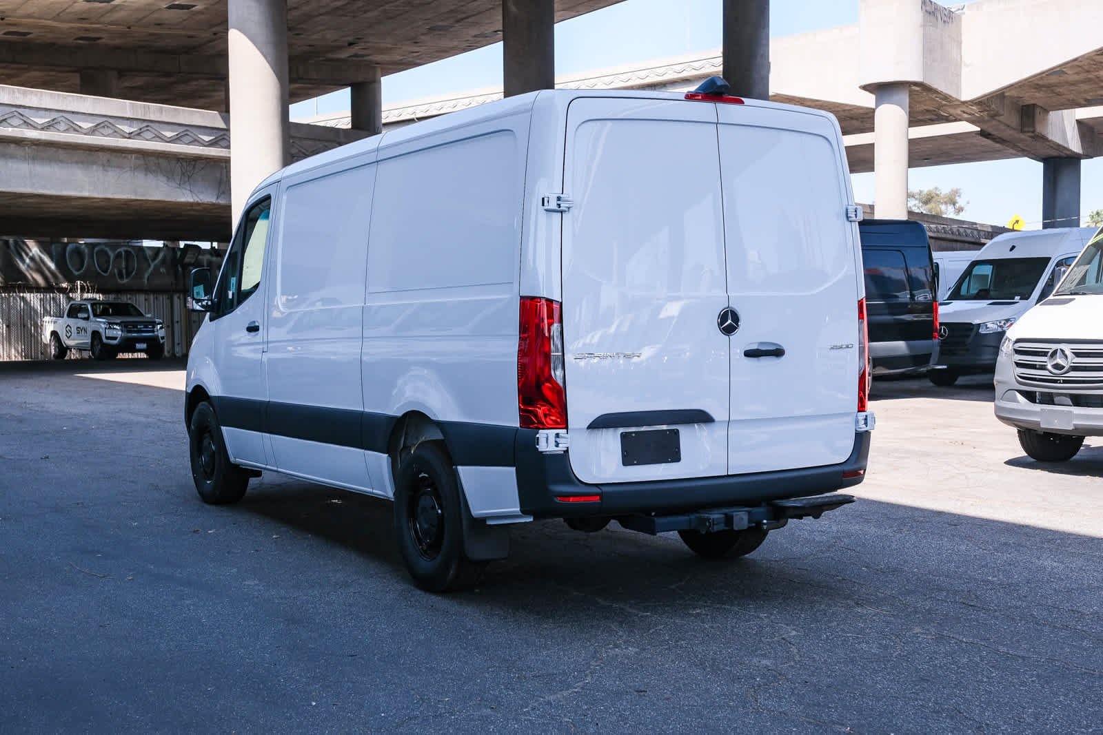 New 2026 Arctic+White Mercedes-Benz Cargo 144 WB  RWD 2.0L 4-Cylinder image 6