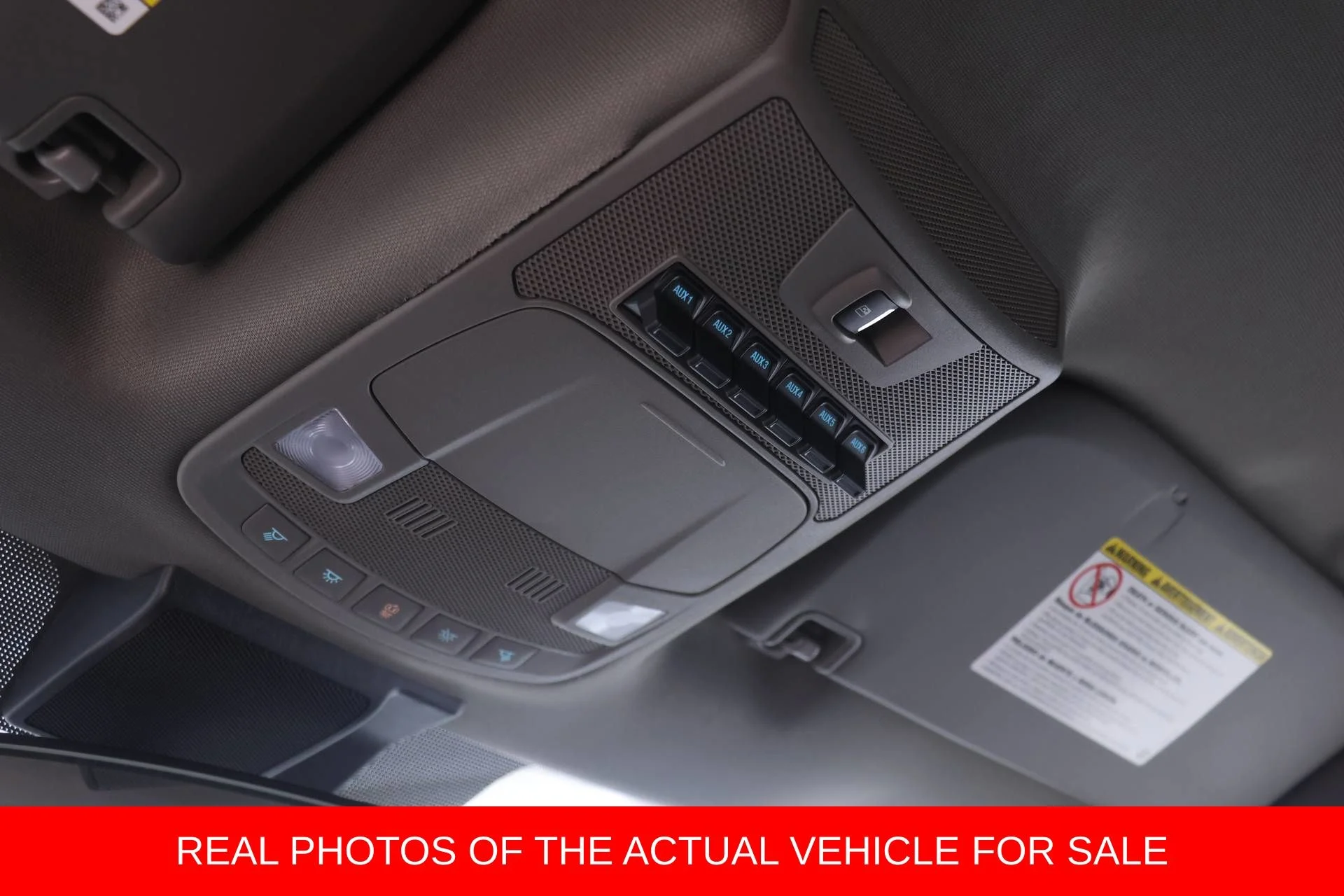 Used 2022 Blue Ford XL image 15