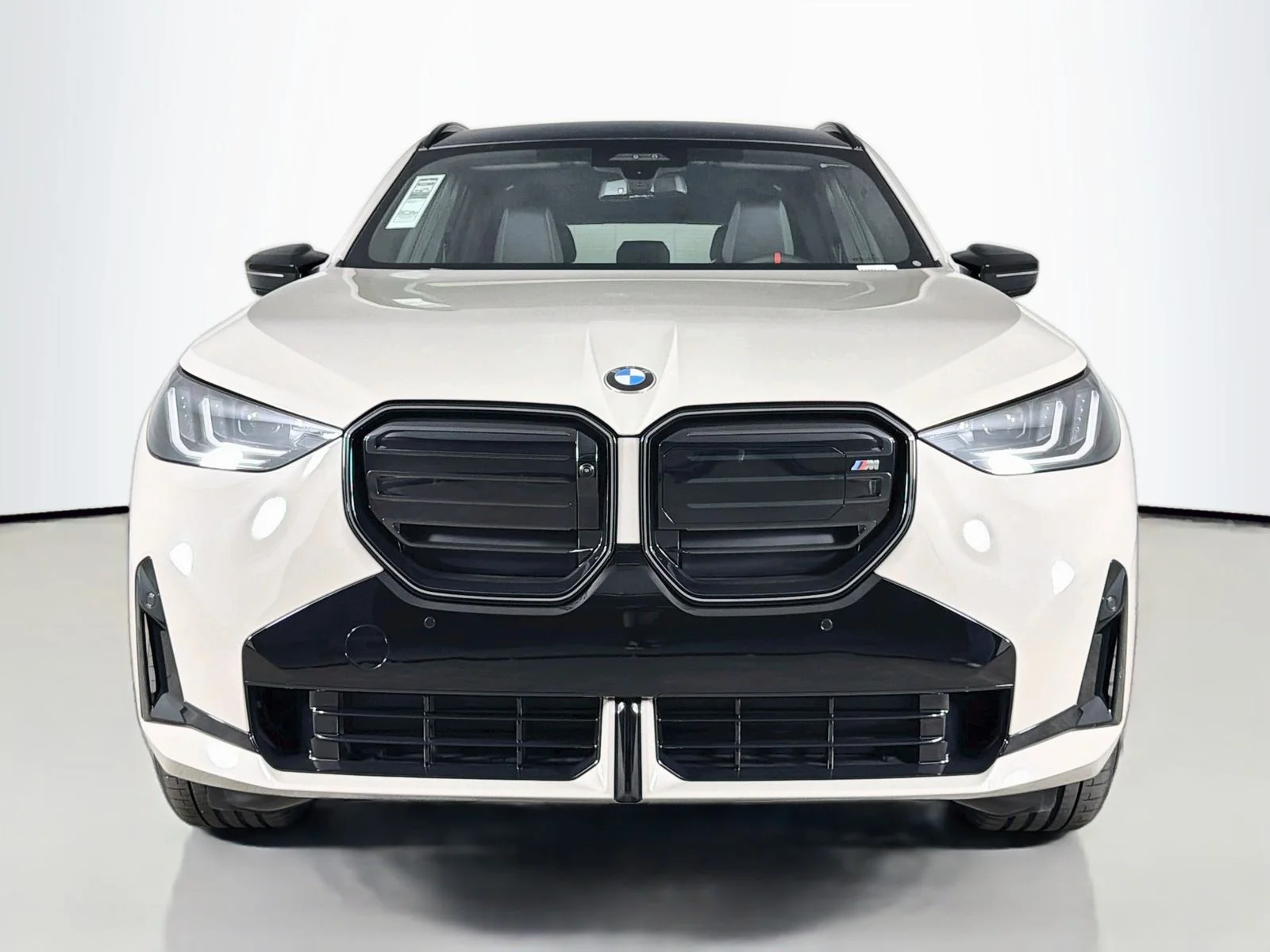 New 2026 Dune Grey Metallic BMW M50 xDrive image 2