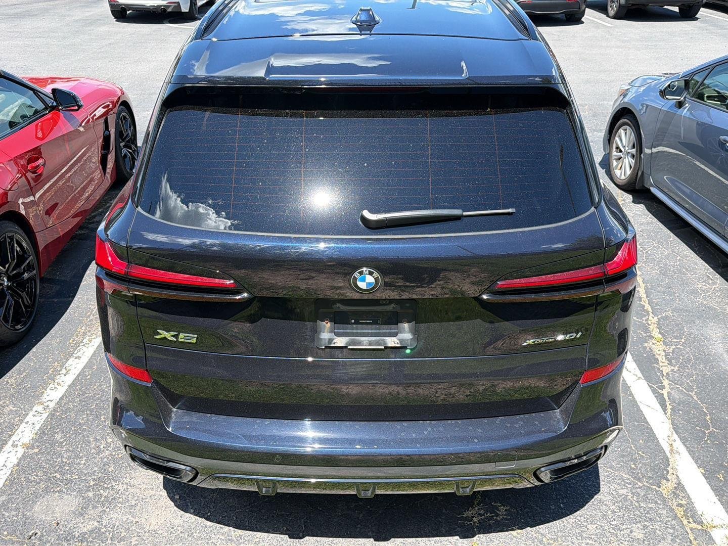 Used 2026  BMW xDrive40i image 3