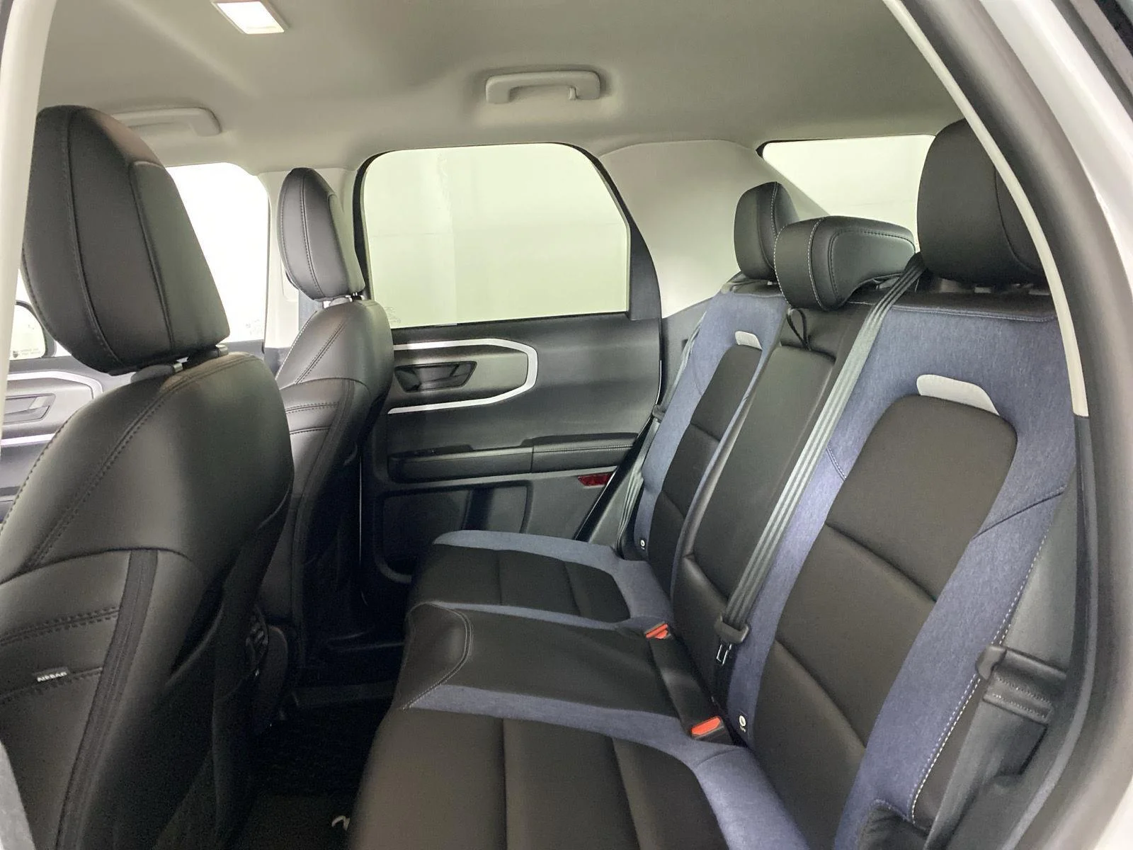 New 2026 Oxford White Ford Outer Banks® image 22