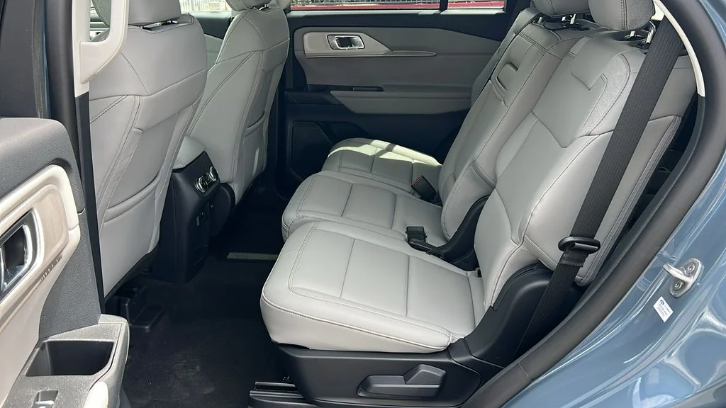 New 2026 Vapor Blue Metallic Ford Active image 11