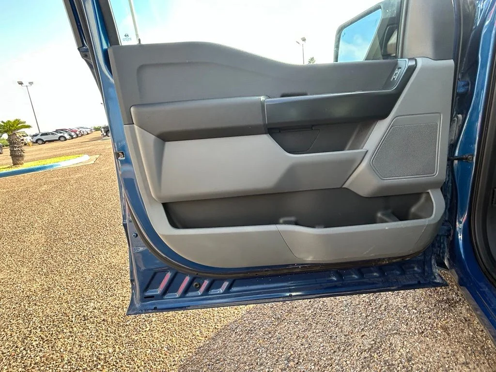 Used 2024 Blue Ford XL image 11