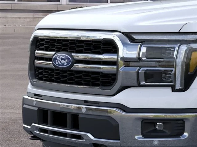New 2026 Star White Metallic Tri-Coat Ford Lariat image 17