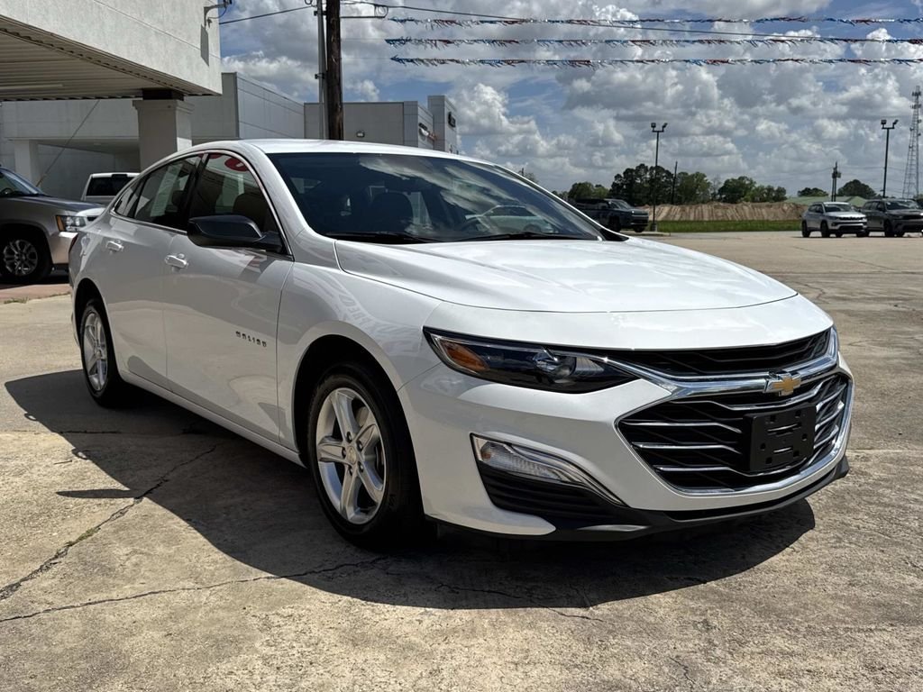 Used 2024 Chevrolet Malibu 1FL with VIN 1G1ZC5ST5RF192960 for sale in Plaquemine, LA