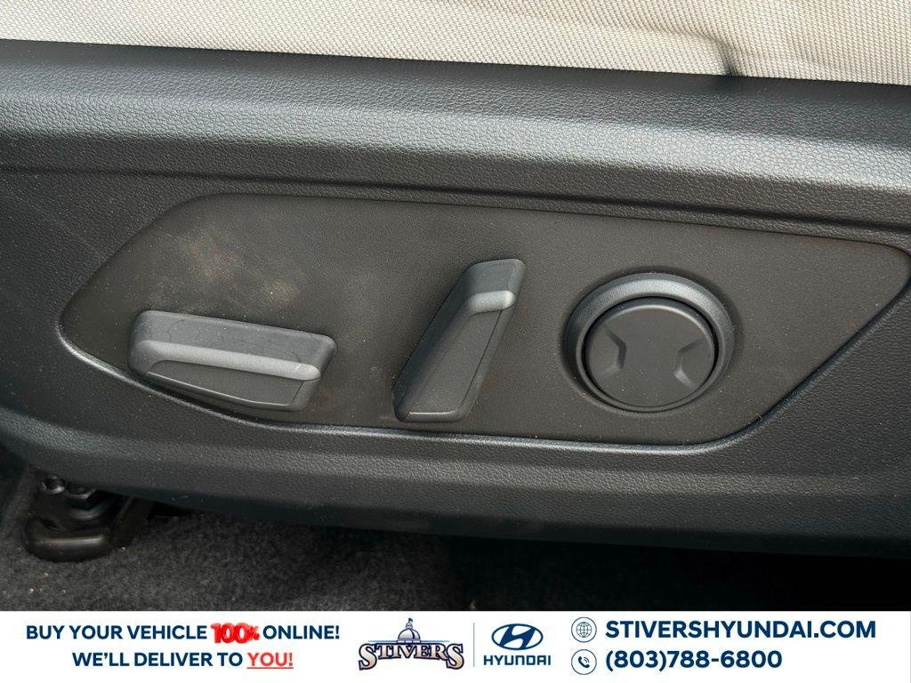 New 2026 Black Hyundai SEL FWD image 24
