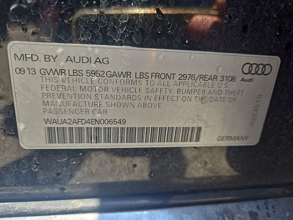 Used 2014  Audi 4.0T image 15