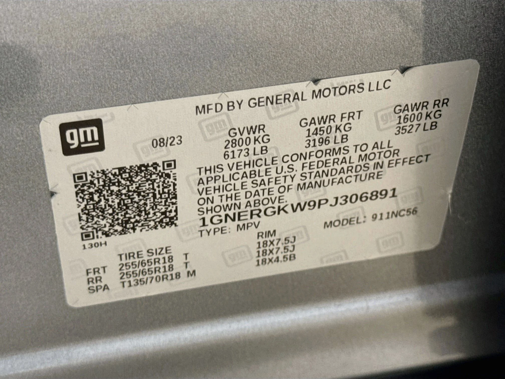 Used 2023 Sterling Gray Metallic Chevrolet LT Cloth image 33