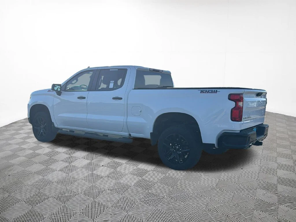 Used 2023 SUMMIT WHITE Chevrolet Custom Trail Boss image 12