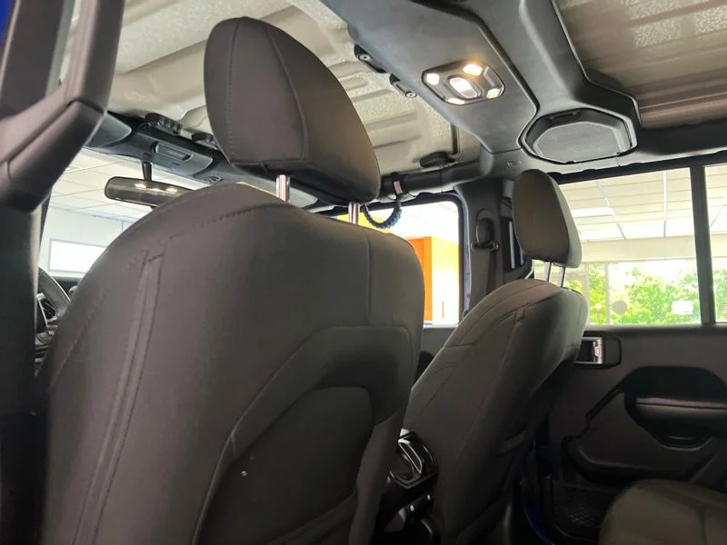 Used 2019 Blue Jeep Unlimited Sport S image 16