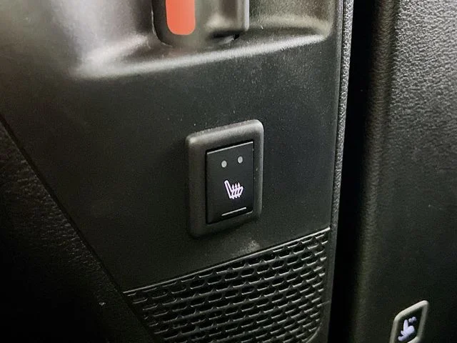 Used 2024 Black Chrysler Limited image 27