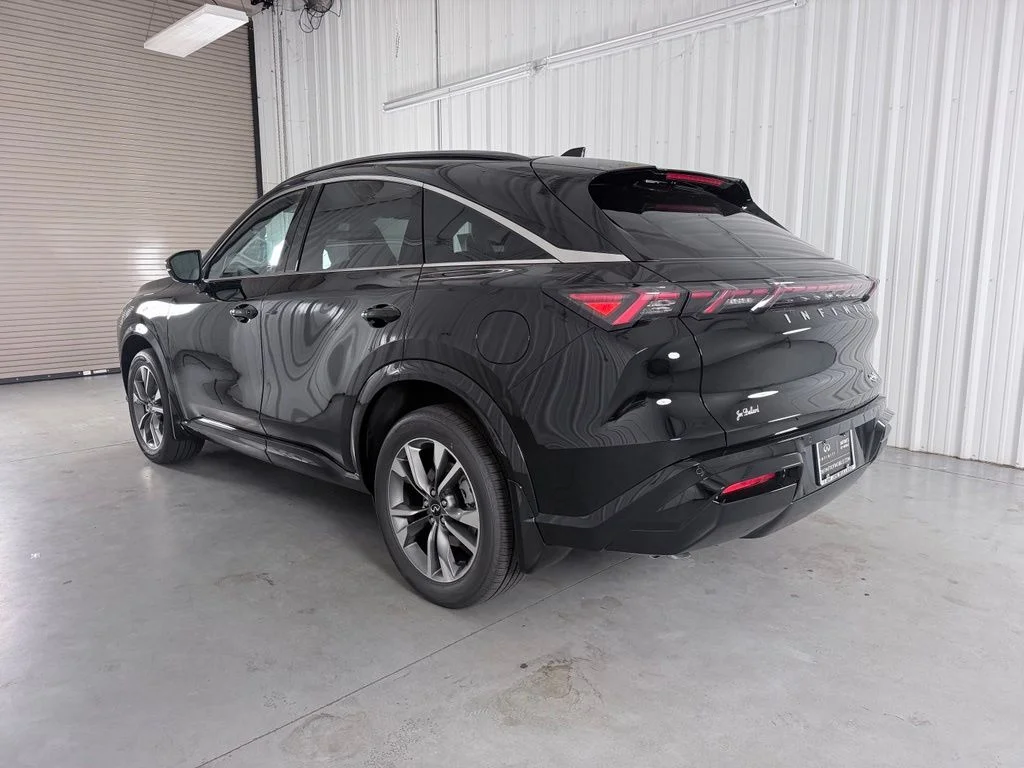 New 2027 BLACK OBSIDIAN INFINITI Luxe AWD image 8