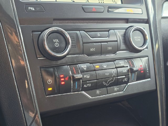 Used 2017 Magnetic Ford XLT image 34