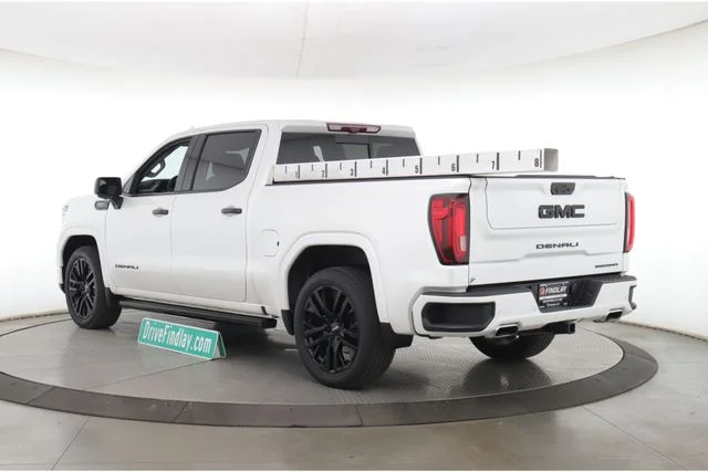 Used 2024 White GMC Denali image 8