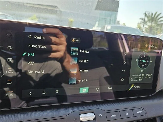 2025 Kia K4 EX - Photo 17