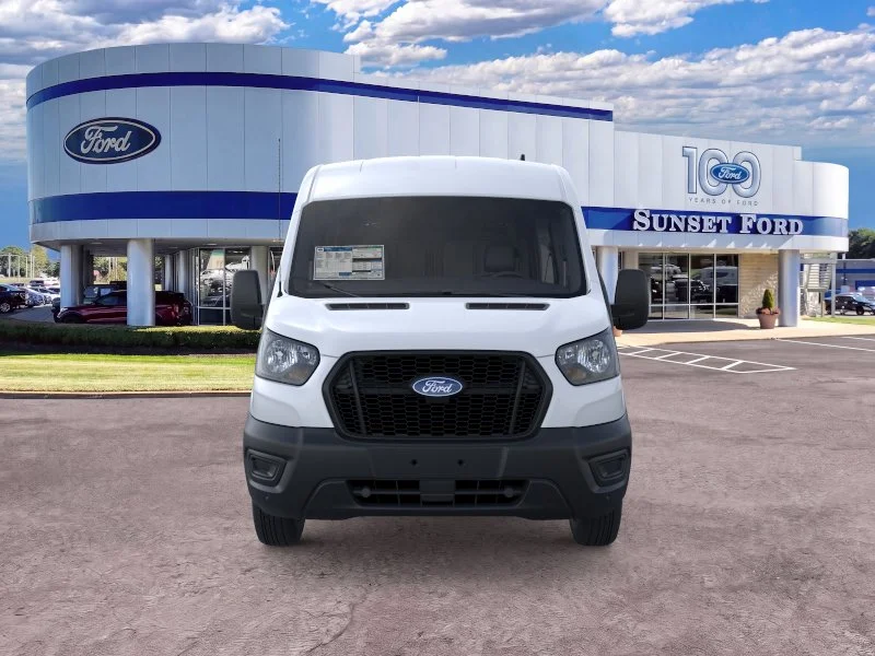 New 2026 Oxford White Ford Base image 6
