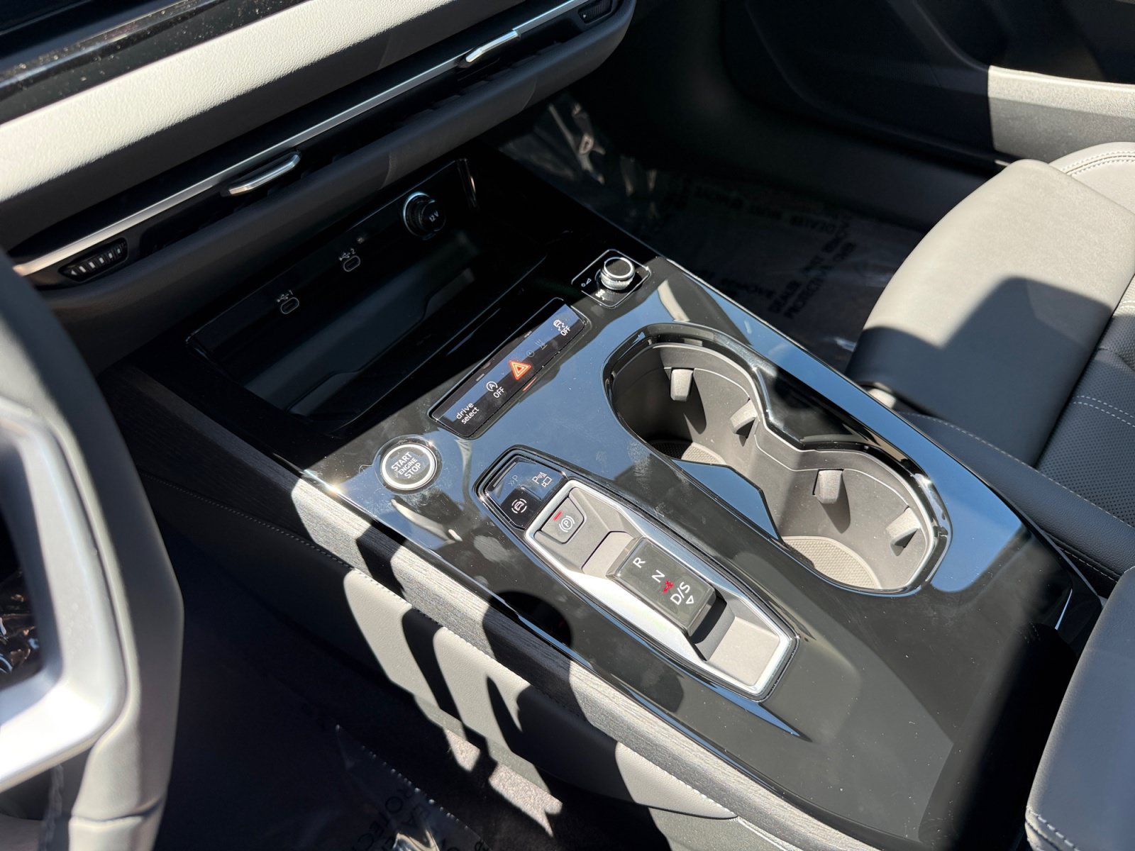 New 2026 Daytona Gray Pearl Effect Audi Premium Plus 2.0 TFSI quattro image 13