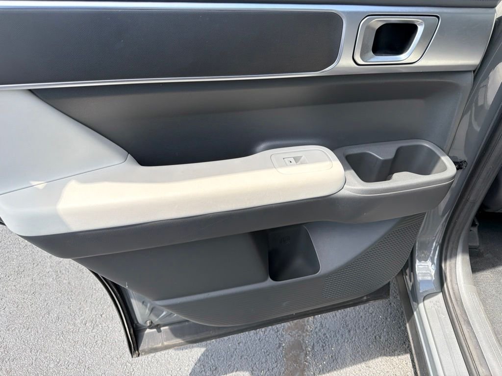 Used 2024 Gray Hyundai SE image 12