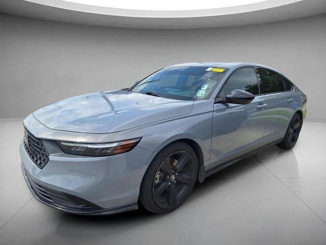 2023 Honda Accord Hybrid Sport-L w/o BSI's photo