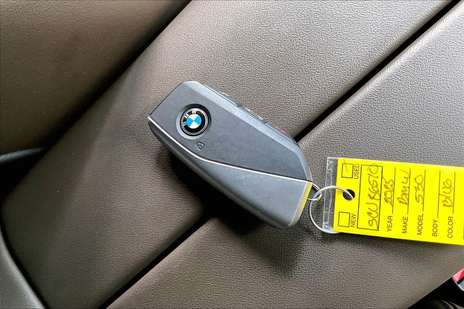 Used 2025 Phytonic Blue Metallic BMW 530i image 14