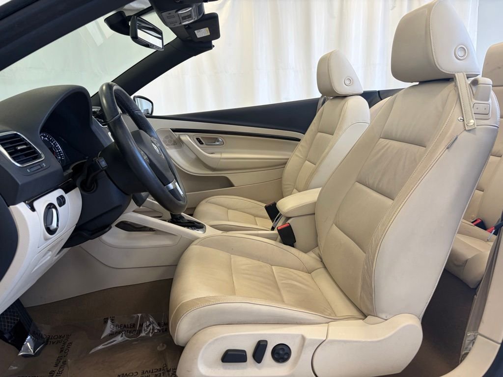 Used 2013 Candy White Volkswagen Lux image 10
