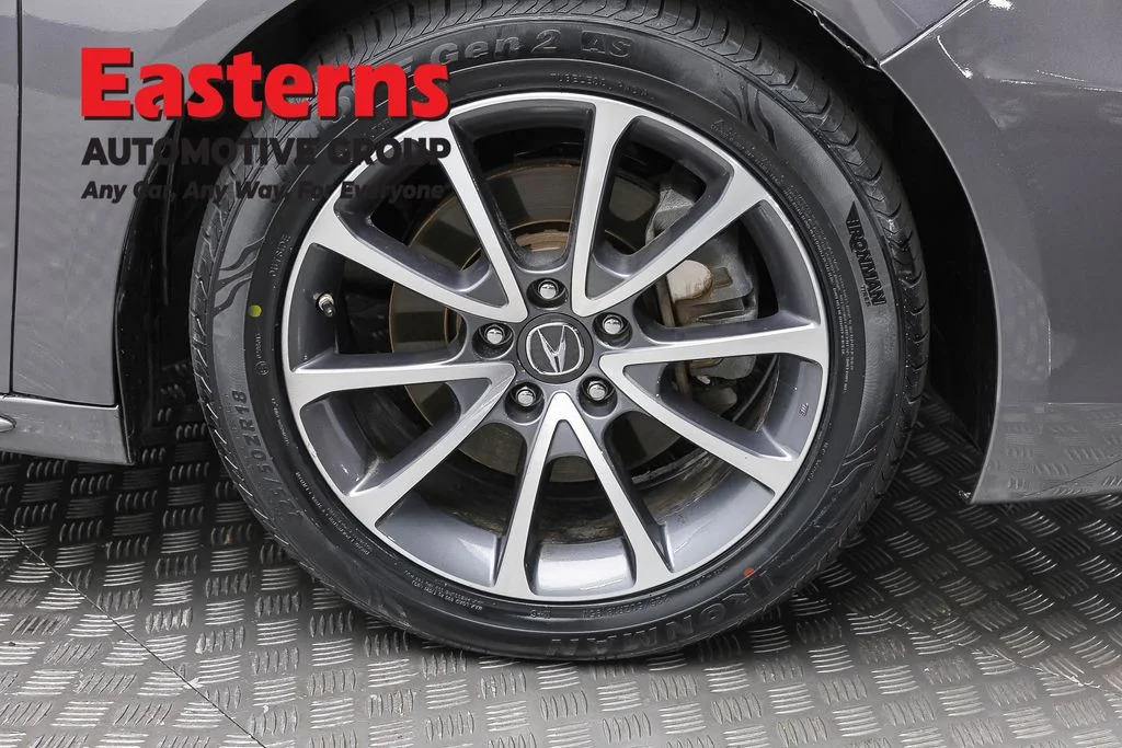 Used 2018 Gray Acura 3.5L V6 image 32