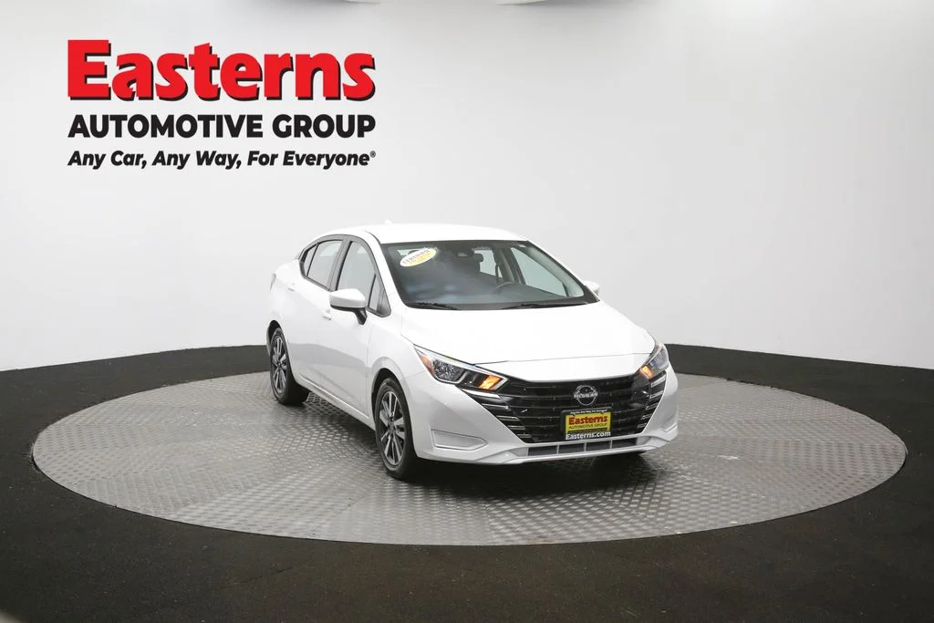 Used 2023 White Nissan 1.6 SV image 50