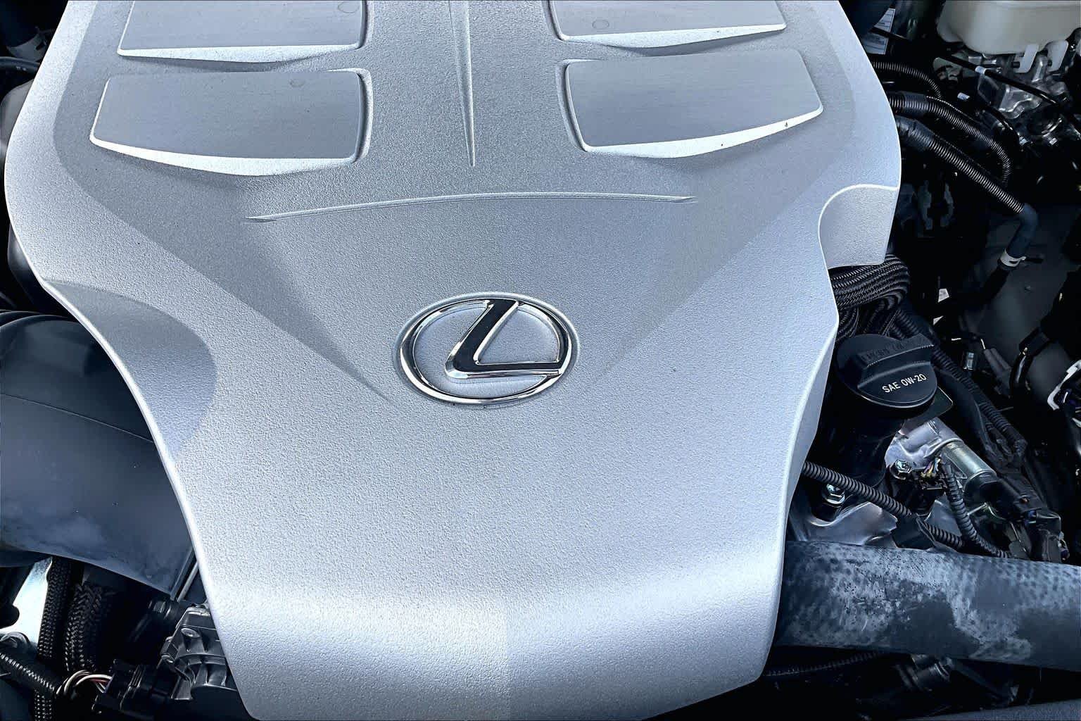 Certified Used 2023 Atomic Silver Lexus Premium image 33
