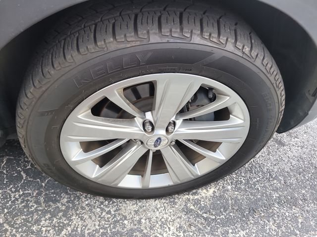 Used 2019 Gray Ford Limited image 8
