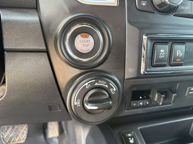Used 2019 Magnetic Black Nissan SL image 31