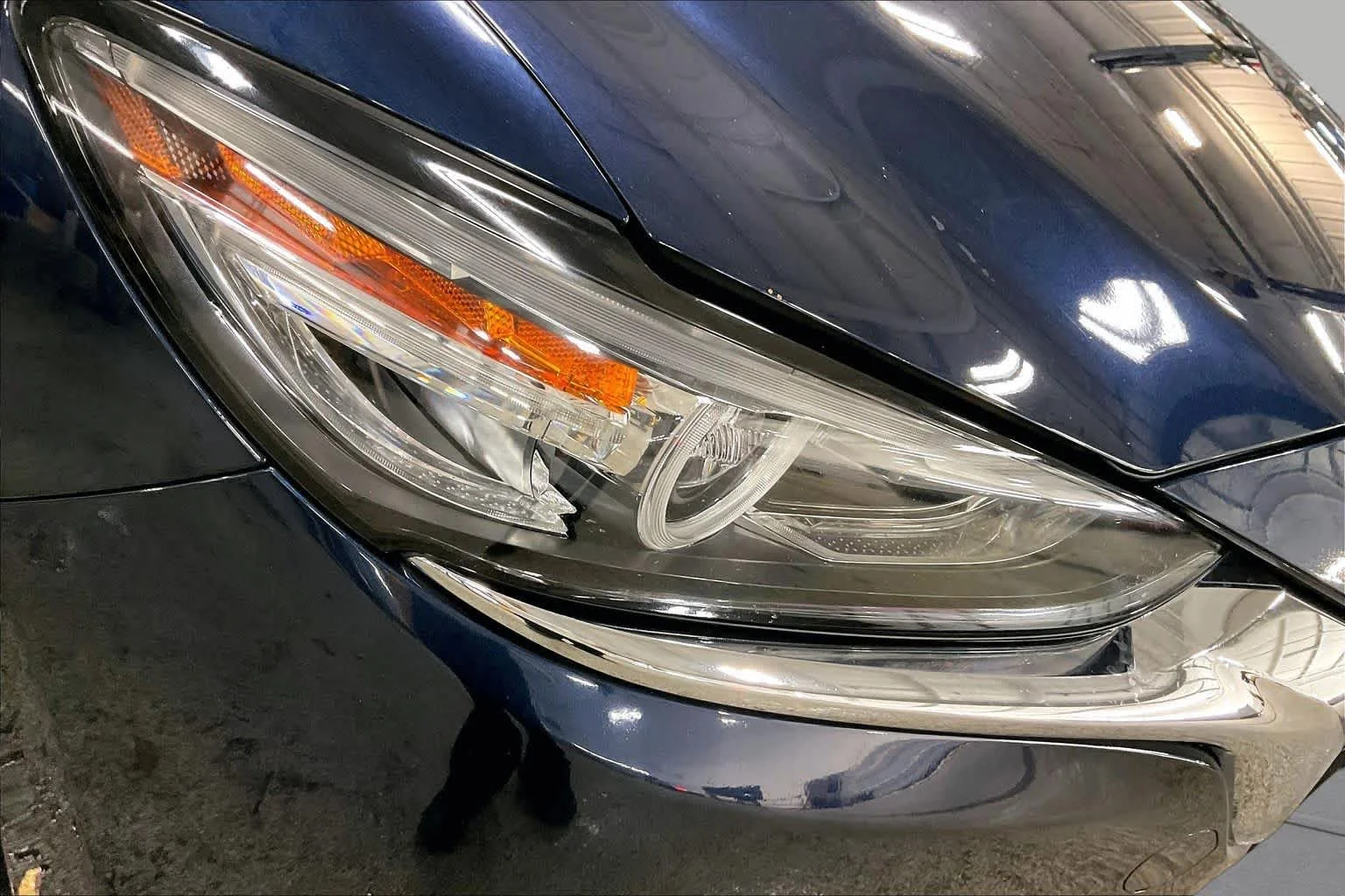 Used 2020 Deep Crystal Blue Mazda Signature image 27