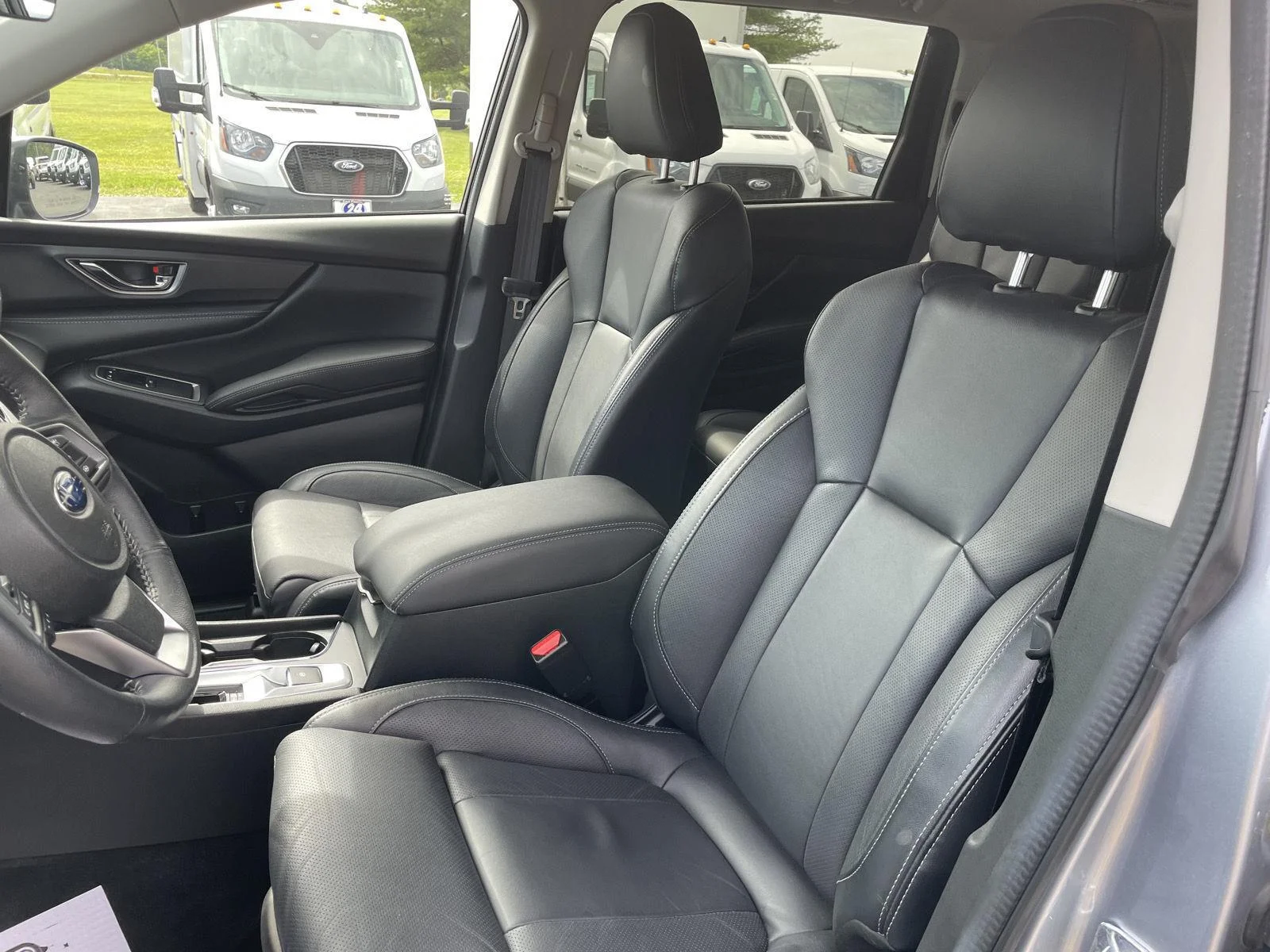 Used 2024 Ice Silver Metallic Subaru Limited image 13