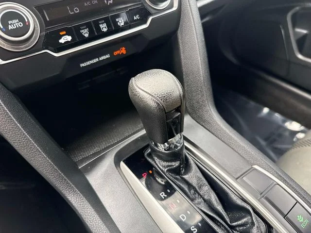 Used 2017  Honda LX image 22