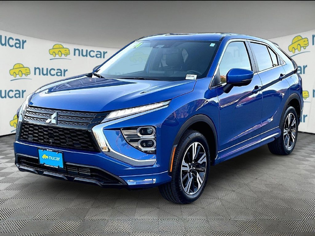 Used 2024 Blue Mitsubishi SEL image 3