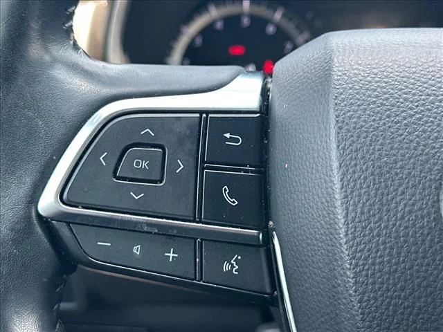 2021 Toyota Highlander XLE - Photo 28