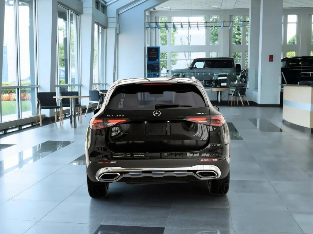 New 2026 Black Mercedes-Benz GLC 300 image 24