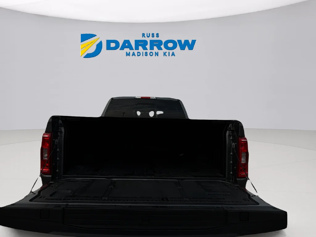 Used 2023 Gray Metallic Ford XLT image 30