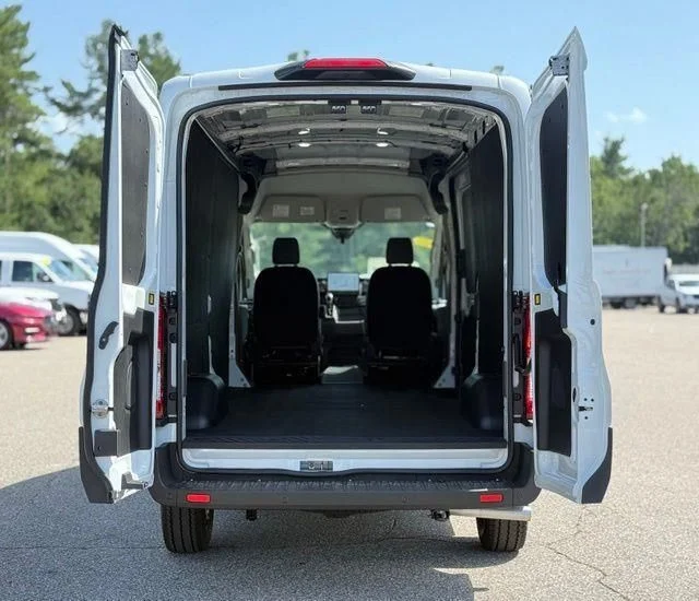 New 2026 Oxford White Ford Cargo Van image 7