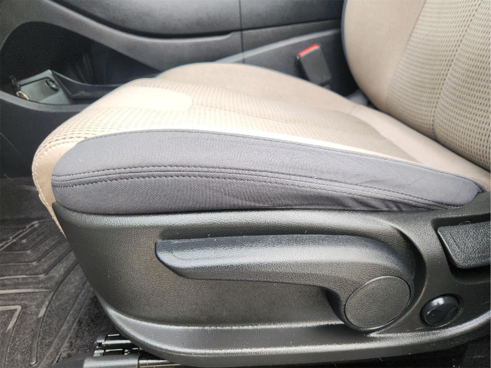 2023 Hyundai Santa Fe SE - Photo 23