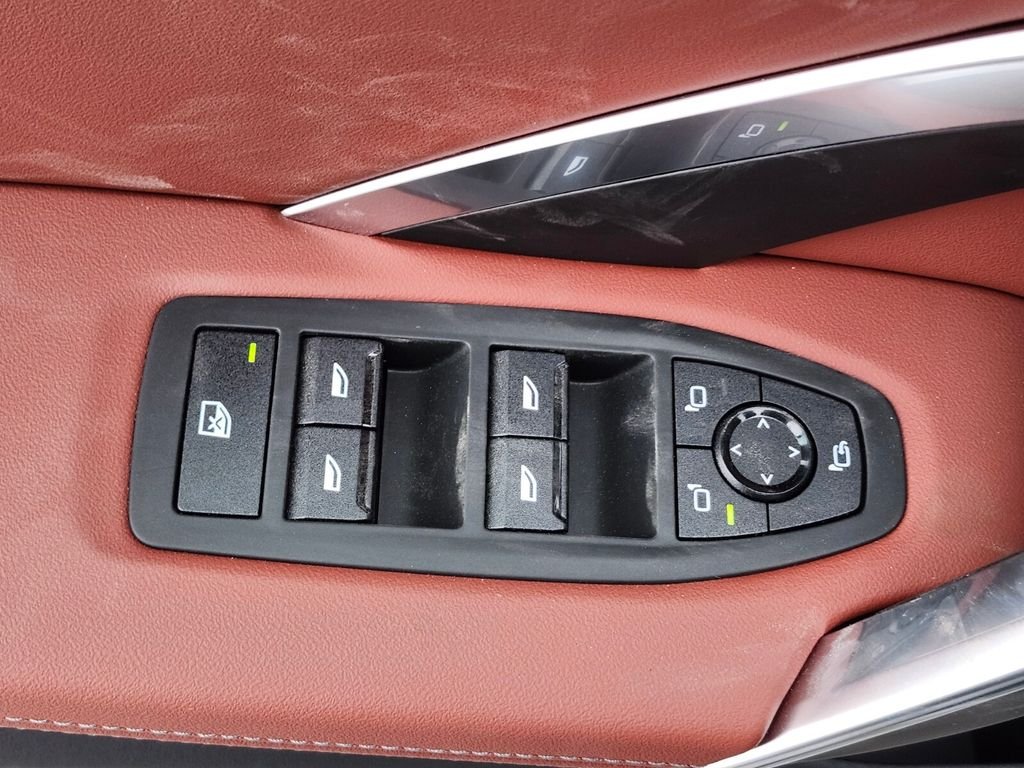 Used 2026 Black BMW xDrive28i image 17