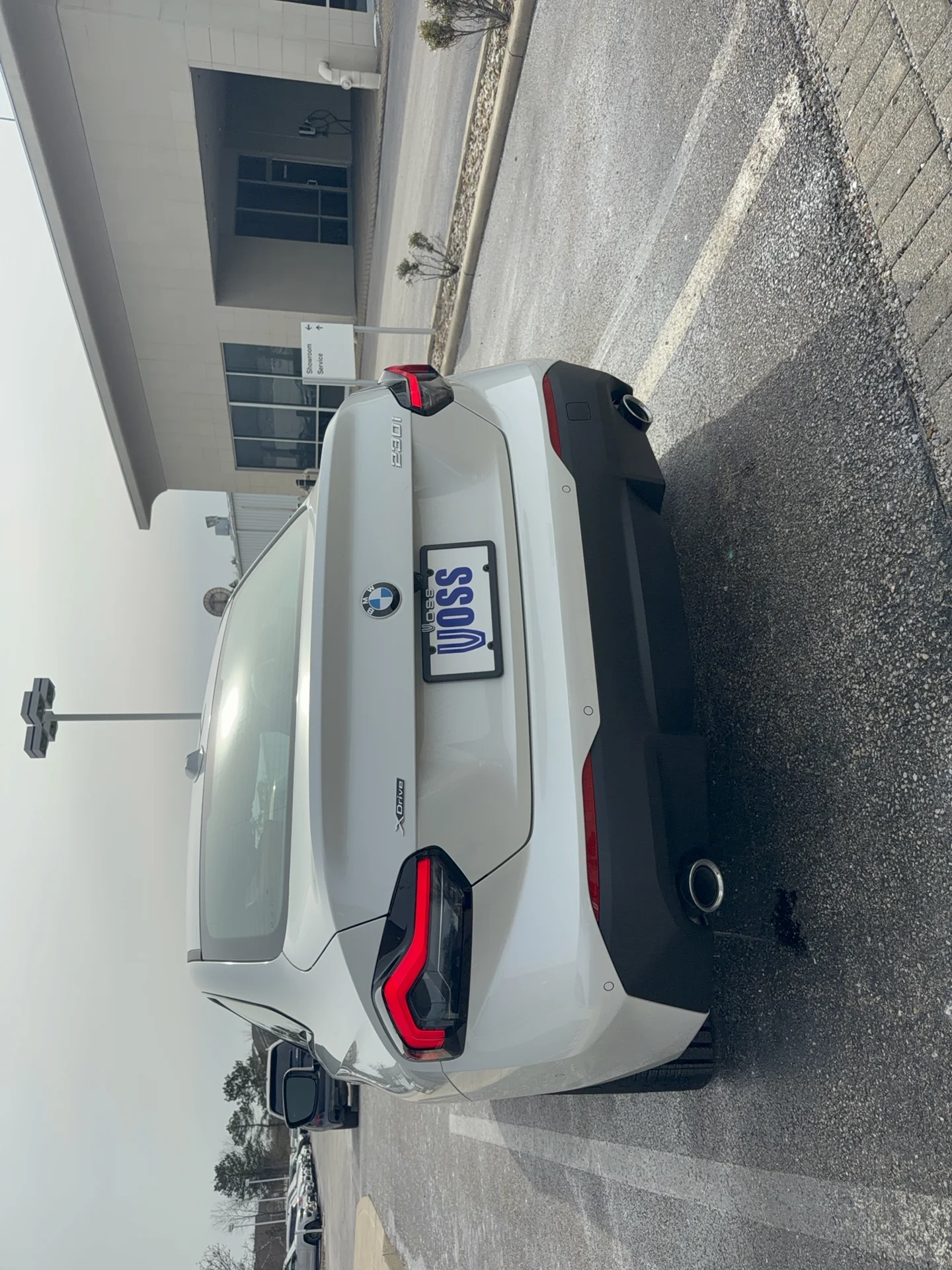New 2026 Mineral White Metallic BMW xDrive image 4