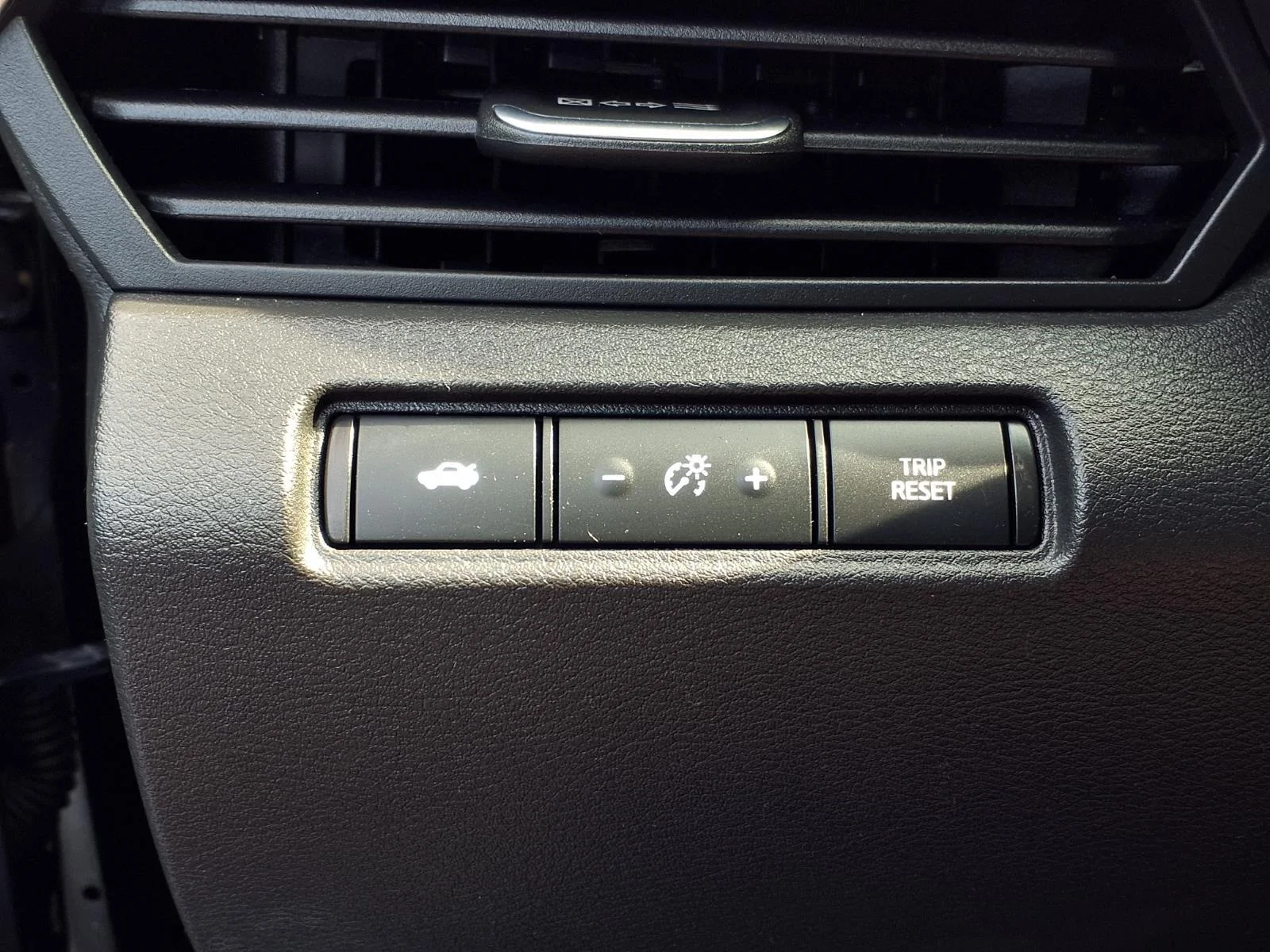 Used 2025 Super Black Nissan SV image 17