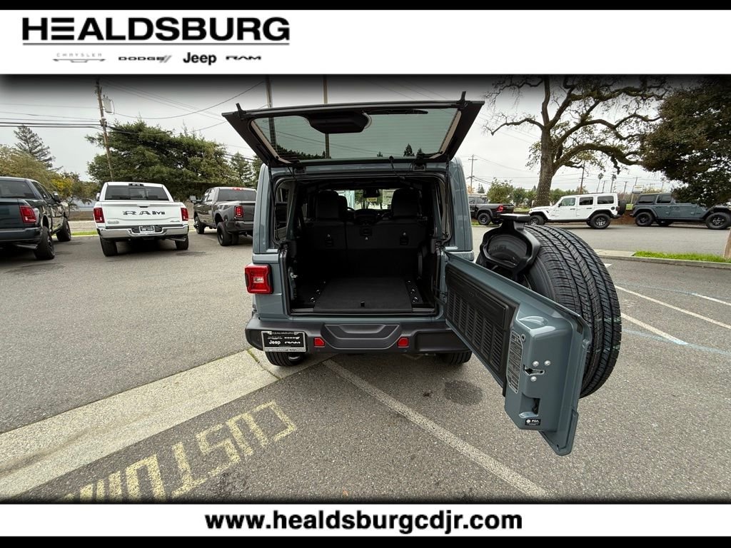 2026 Jeep Wrangler 4-Door Sahara - Photo 25