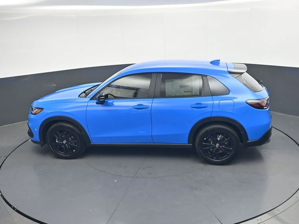 New 2027 Boost Blue Pearl Honda Sport image 23