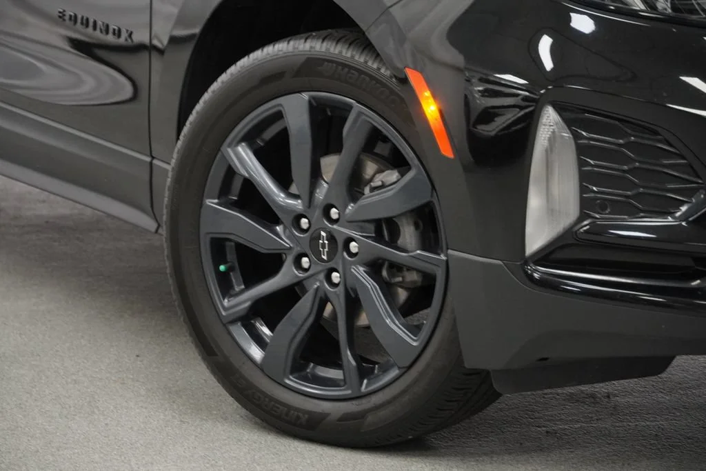 Used 2024 Mosaic Black Metallic Chevrolet RS image 10